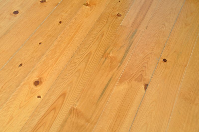 hardwood flooring in Rose 66783